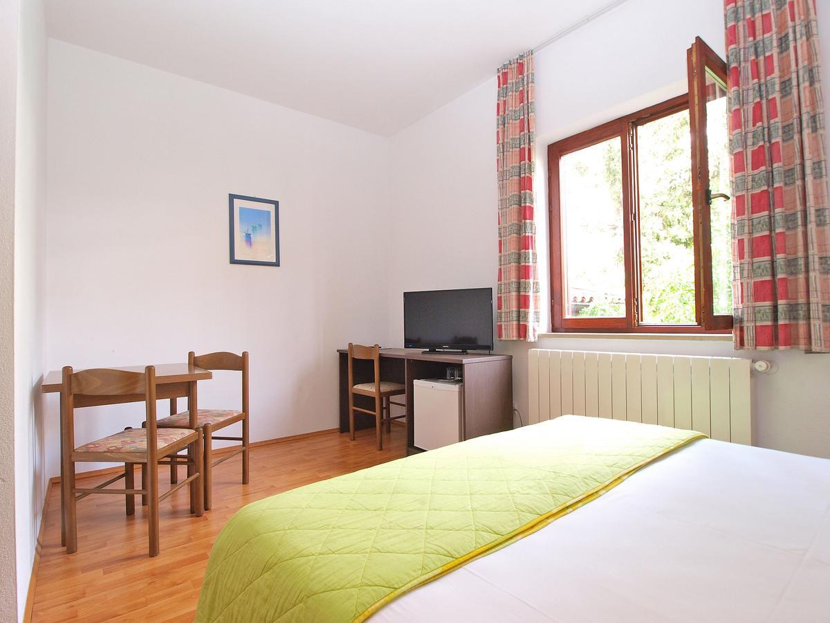 Rooms Ivica 1452 Fazana Exterior photo
