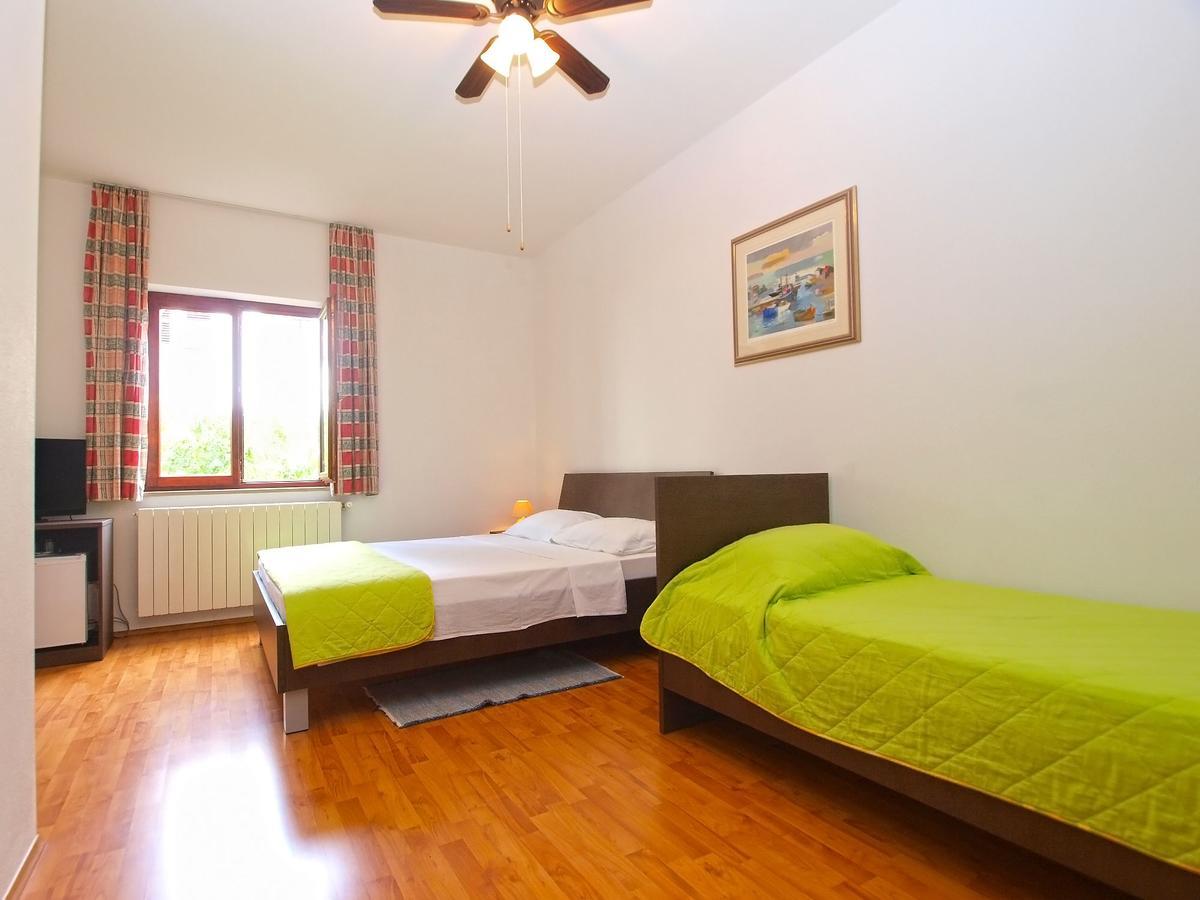 Rooms Ivica 1452 Fazana Exterior photo